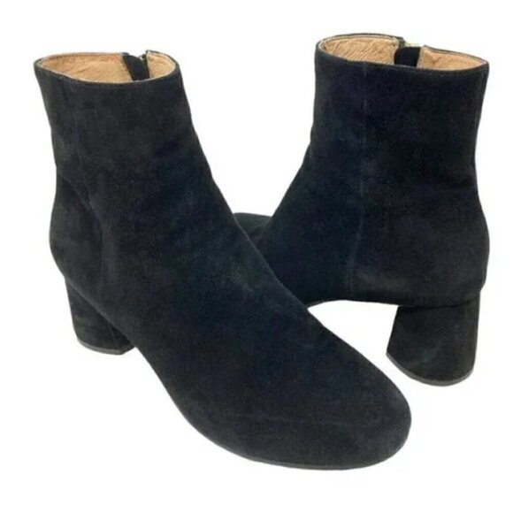 Joie Rarly Black Suede Zip Almond Toe Ankle Boots - Size 8.5 EU 39 - Picture 2 of 9